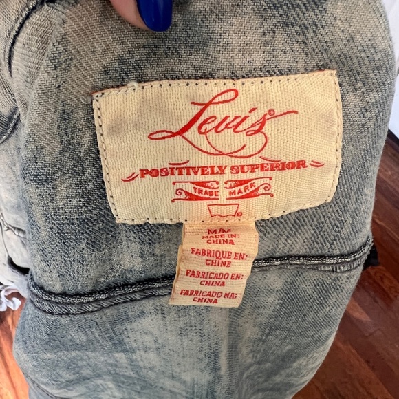 Levi’s denim jacket - Picture 7 of 7